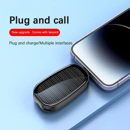 1500mAh Large Capacity Battery Small Solar Charger Solar Power Bank Keychain Charger for Mobile Phones with Carabiner Emergency Power